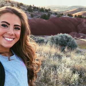 Meet your Posher, Angelique